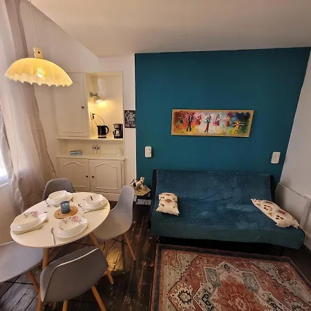 Le Bourbon Apartment